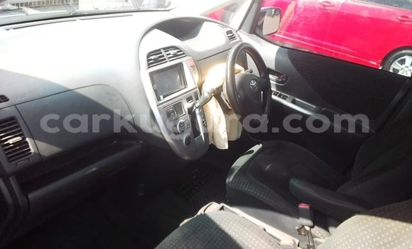 Buy Used Toyota Ractis Silver Car in Bujumbura in Bujumbura Buy Used Toyota Ractis Silver Car in Bujumbura in Bujumbura