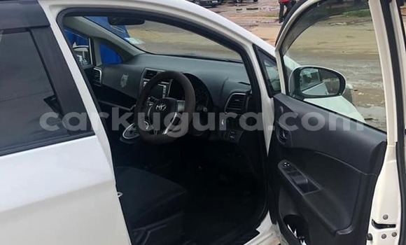 Buy Used Toyota Ractis White Car in Bujumbura in Bujumbura Buy Used Toyota Ractis White Car in Bujumbura in Bujumbura
