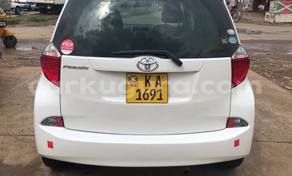 Buy Used Toyota Ractis White Car in Bujumbura in Bujumbura Buy Used Toyota Ractis White Car in Bujumbura in Bujumbura