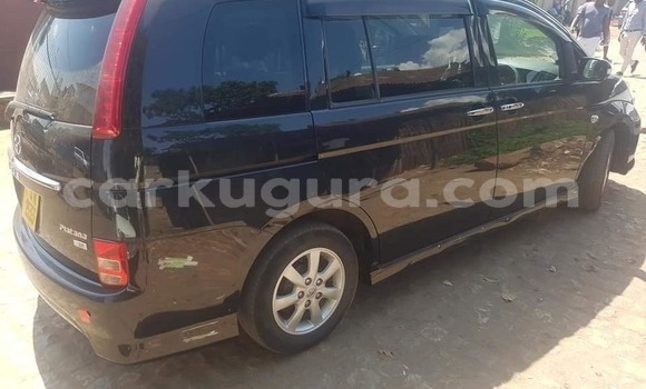 Nunua Ilio tumika Toyota ISis Nyeusi Gari ndani ya Bujumbura nchini Bujumbura Nunua Ilio tumika Toyota ISis Nyeusi Gari ndani ya Bujumbura nchini Bujumbura