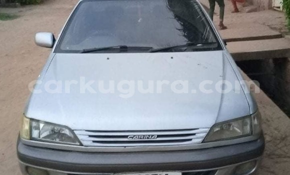 Nunua Ilio tumika Toyota Carina Fedha Gari ndani ya Bujumbura nchini Bujumbura Nunua Ilio tumika Toyota Carina Fedha Gari ndani ya Bujumbura nchini Bujumbura