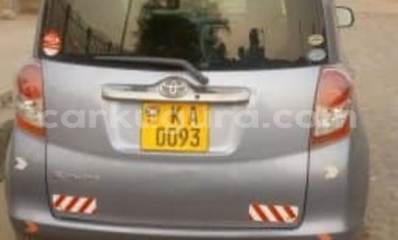 Nunua Ilio tumika Toyota Ractis Bluu Gari ndani ya Bujumbura nchini Bujumbura Nunua Ilio tumika Toyota Ractis Bluu Gari ndani ya Bujumbura nchini Bujumbura