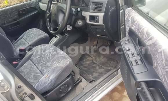 Nunua Ilio tumika Mitsubishi Pajero Fedha Gari ndani ya Bujumbura nchini Bujumbura Nunua Ilio tumika Mitsubishi Pajero Fedha Gari ndani ya Bujumbura nchini Bujumbura