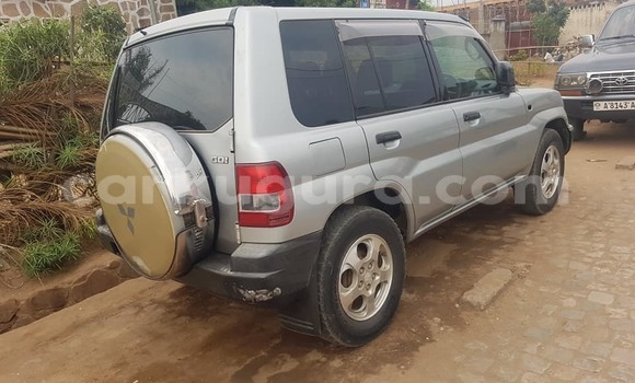 Nunua Ilio tumika Mitsubishi Pajero Fedha Gari ndani ya Bujumbura nchini Bujumbura Nunua Ilio tumika Mitsubishi Pajero Fedha Gari ndani ya Bujumbura nchini Bujumbura