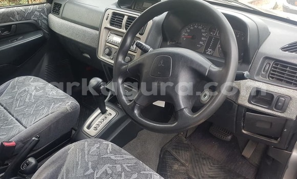 Nunua Ilio tumika Mitsubishi Pajero Fedha Gari ndani ya Bujumbura nchini Bujumbura Nunua Ilio tumika Mitsubishi Pajero Fedha Gari ndani ya Bujumbura nchini Bujumbura