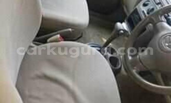 Buy Used Toyota Platz White Car in Bujumbura in Bujumbura Buy Used Toyota Platz White Car in Bujumbura in Bujumbura