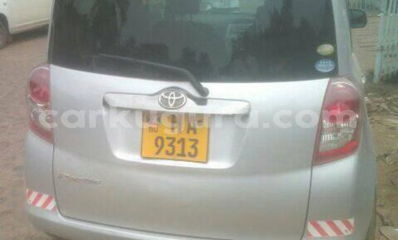 Buy Used Toyota Ractis Silver Car in Bujumbura in Bujumbura Buy Used Toyota Ractis Silver Car in Bujumbura in Bujumbura