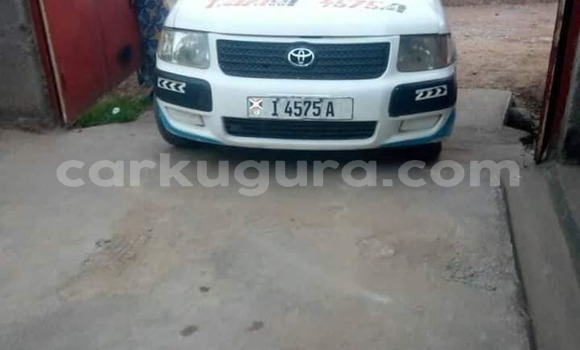 Buy Used Toyota Succeed White Car in Bujumbura in Bujumbura Buy Used Toyota Succeed White Car in Bujumbura in Bujumbura
