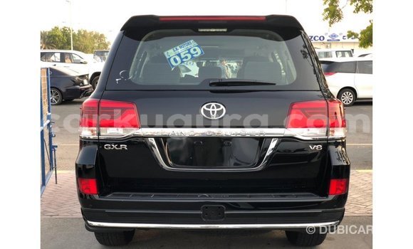 Nunua Imported Toyota Land Cruiser Nyeusi Gari ndani ya Import - Dubai nchini Bujumbura Nunua Imported Toyota Land Cruiser Nyeusi Gari ndani ya Import - Dubai nchini Bujumbura