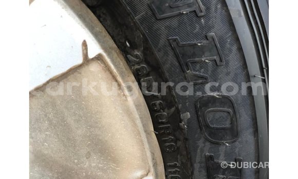 Nunua Imported Toyota Land Cruiser Nyeusi Gari ndani ya Import - Dubai nchini Bujumbura Nunua Imported Toyota Land Cruiser Nyeusi Gari ndani ya Import - Dubai nchini Bujumbura