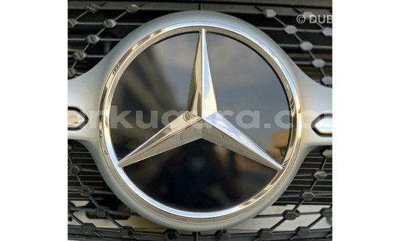 Nunua Imported Mercedes-Benz GLC Nyeupe Gari ndani ya Import - Dubai nchini Bujumbura Nunua Imported Mercedes-Benz GLC Nyeupe Gari ndani ya Import - Dubai nchini Bujumbura