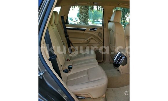 Nunua Imported Porsche Cayenne Brown Gari ndani ya Import - Dubai nchini Bujumbura Nunua Imported Porsche Cayenne Brown Gari ndani ya Import - Dubai nchini Bujumbura