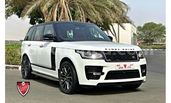 Acheter Import Voiture Land Rover Range Rover Blanc à Import - Dubai, Bujumbura