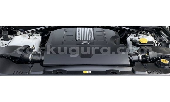 Nunua Imported Land Rover Range Rover Nyeupe Gari ndani ya Import - Dubai nchini Bujumbura Nunua Imported Land Rover Range Rover Nyeupe Gari ndani ya Import - Dubai nchini Bujumbura