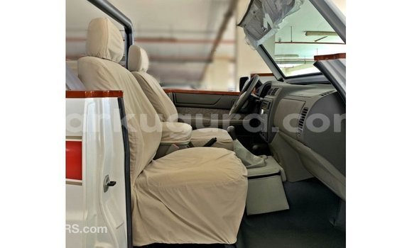 Buy Import Nissan Patrol White Car in Import - Dubai in Bujumbura Buy Import Nissan Patrol White Car in Import - Dubai in Bujumbura