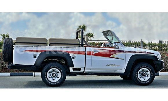 Buy Import Nissan Patrol White Car in Import - Dubai in Bujumbura Buy Import Nissan Patrol White Car in Import - Dubai in Bujumbura