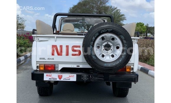Buy Import Nissan Patrol White Car in Import - Dubai in Bujumbura Buy Import Nissan Patrol White Car in Import - Dubai in Bujumbura