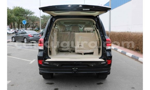 Buy Import Toyota Land Cruiser Black Car in Import - Dubai in Bujumbura Buy Import Toyota Land Cruiser Black Car in Import - Dubai in Bujumbura