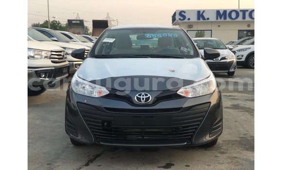 Acheter Import Voiture Toyota Yaris Autre à Import - Dubai, Bujumbura