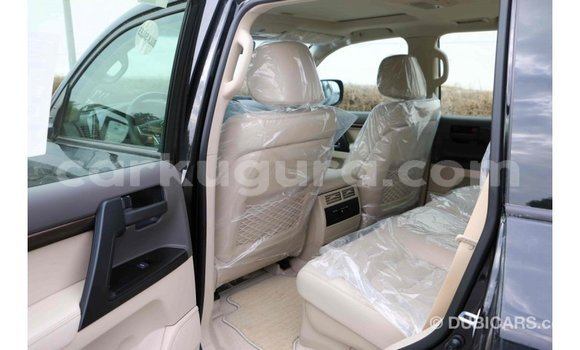 Nunua Imported Toyota Land Cruiser Nyeusi Gari ndani ya Import - Dubai nchini Bujumbura Nunua Imported Toyota Land Cruiser Nyeusi Gari ndani ya Import - Dubai nchini Bujumbura
