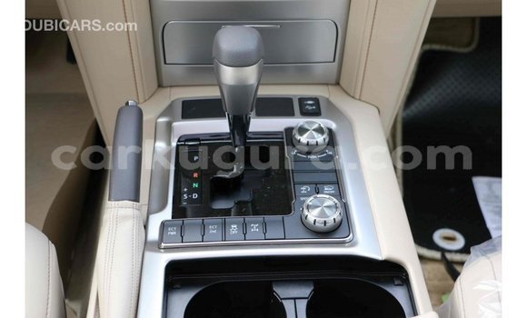 Nunua Imported Toyota Land Cruiser Nyeusi Gari ndani ya Import - Dubai nchini Bujumbura Nunua Imported Toyota Land Cruiser Nyeusi Gari ndani ya Import - Dubai nchini Bujumbura