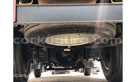 Buy Import Mitsubishi Carisma White Car in Import - Dubai in Bujumbura Buy Import Mitsubishi Carisma White Car in Import - Dubai in Bujumbura