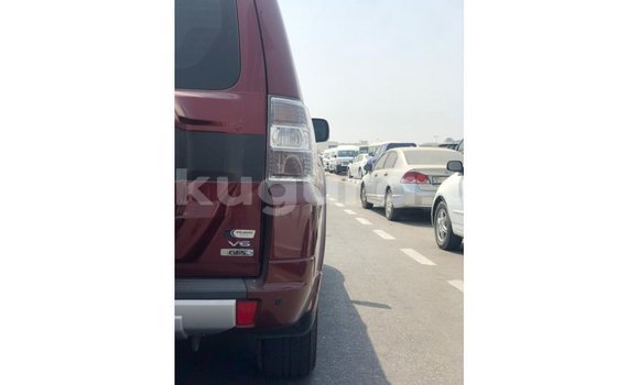 Buy Import Mitsubishi Pajero Red Car in Import - Dubai in Bujumbura Buy Import Mitsubishi Pajero Red Car in Import - Dubai in Bujumbura