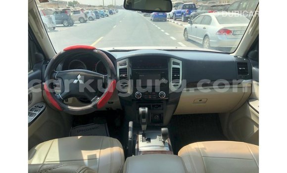 Buy Import Mitsubishi Pajero Red Car in Import - Dubai in Bujumbura Buy Import Mitsubishi Pajero Red Car in Import - Dubai in Bujumbura
