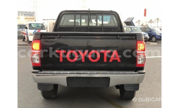 Acheter Import Voiture Toyota Hilux Noir à Import - Dubai, Bujumbura Acheter Import Voiture Toyota Hilux Noir à Import - Dubai, Bujumbura