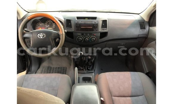 Acheter Import Voiture Toyota Hilux Noir à Import - Dubai, Bujumbura Acheter Import Voiture Toyota Hilux Noir à Import - Dubai, Bujumbura