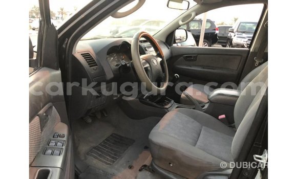 Acheter Import Voiture Toyota Hilux Noir à Import - Dubai, Bujumbura Acheter Import Voiture Toyota Hilux Noir à Import - Dubai, Bujumbura