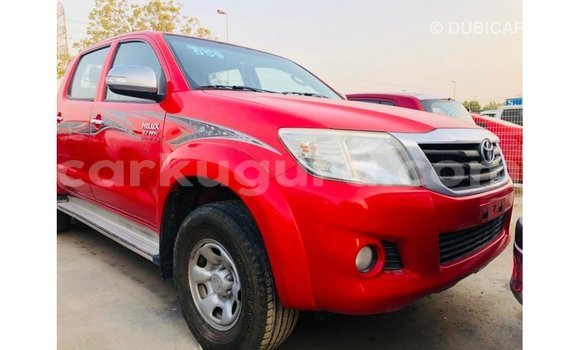 Acheter Import Voiture Toyota Hilux Rouge à Import - Dubai, Bujumbura Acheter Import Voiture Toyota Hilux Rouge à Import - Dubai, Bujumbura