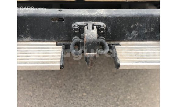 Nunua Imported Toyota Land Cruiser Nyeupe Gari ndani ya Import - Dubai nchini Bujumbura Nunua Imported Toyota Land Cruiser Nyeupe Gari ndani ya Import - Dubai nchini Bujumbura