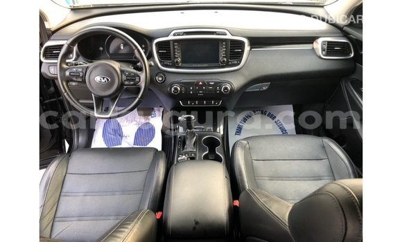 Acheter Import Voiture Kia Sorento Noir à Import - Dubai, Bujumbura Acheter Import Voiture Kia Sorento Noir à Import - Dubai, Bujumbura