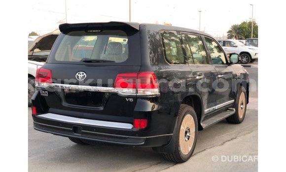 Acheter Import Voiture Toyota Land Cruiser Noir à Import - Dubai, Bujumbura Acheter Import Voiture Toyota Land Cruiser Noir à Import - Dubai, Bujumbura