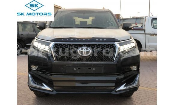 Nunua Imported Toyota Prado Nyeusi Gari ndani ya Import - Dubai nchini Bujumbura