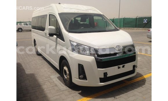 Acheter Import Voiture Toyota Hiace Blanc à Import - Dubai, Bujumbura Acheter Import Voiture Toyota Hiace Blanc à Import - Dubai, Bujumbura