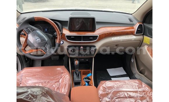 Buy Import Hyundai Tucson White Car in Import - Dubai in Bujumbura Buy Import Hyundai Tucson White Car in Import - Dubai in Bujumbura