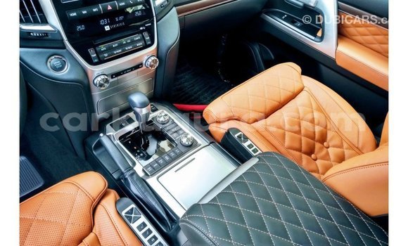 Nunua Imported Toyota Land Cruiser Nyeusi Gari ndani ya Import - Dubai nchini Bujumbura Nunua Imported Toyota Land Cruiser Nyeusi Gari ndani ya Import - Dubai nchini Bujumbura