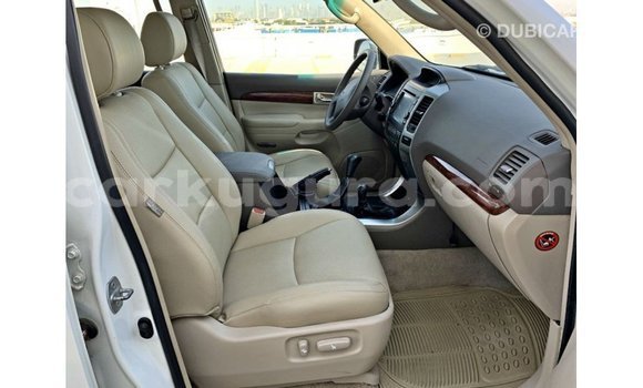 Nunua Imported Toyota Prado Nyeupe Gari ndani ya Import - Dubai nchini Bujumbura Nunua Imported Toyota Prado Nyeupe Gari ndani ya Import - Dubai nchini Bujumbura