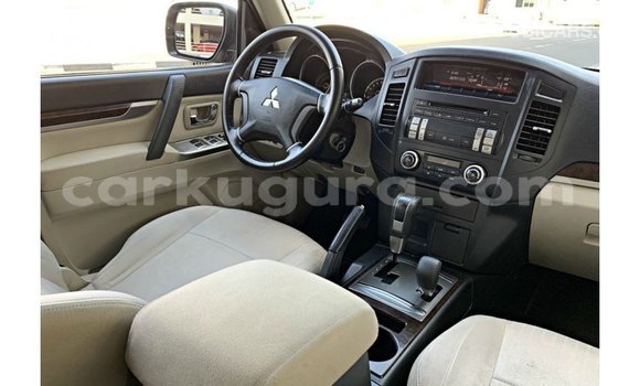 Acheter Import Voiture Mitsubishi Pajero Autre à Import - Dubai, Bujumbura Acheter Import Voiture Mitsubishi Pajero Autre à Import - Dubai, Bujumbura
