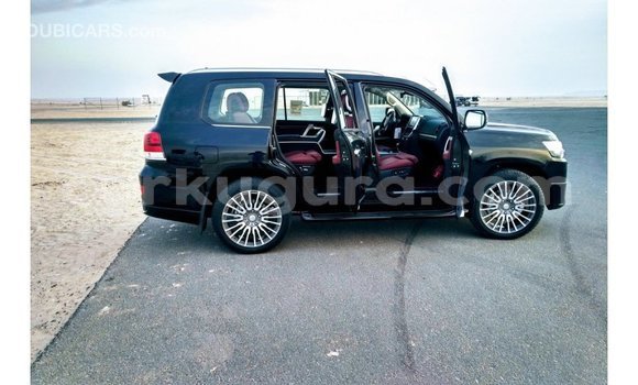 Acheter Import Voiture Toyota Land Cruiser Noir à Import - Dubai, Bujumbura Acheter Import Voiture Toyota Land Cruiser Noir à Import - Dubai, Bujumbura