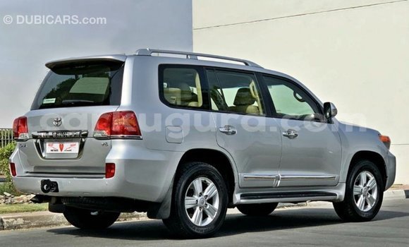 Buy Import Toyota Land Cruiser Other Car in Import - Dubai in Bujumbura Buy Import Toyota Land Cruiser Other Car in Import - Dubai in Bujumbura
