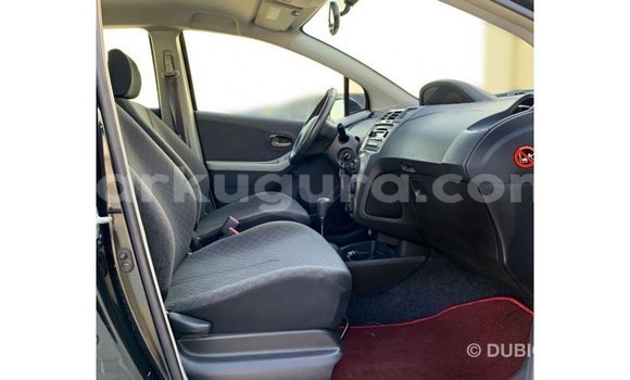 Nunua Imported Toyota Yaris Nyeusi Gari ndani ya Import - Dubai nchini Bujumbura Nunua Imported Toyota Yaris Nyeusi Gari ndani ya Import - Dubai nchini Bujumbura