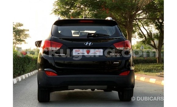 Nunua Imported Hyundai Tucson Nyeusi Gari ndani ya Import - Dubai nchini Bujumbura Nunua Imported Hyundai Tucson Nyeusi Gari ndani ya Import - Dubai nchini Bujumbura