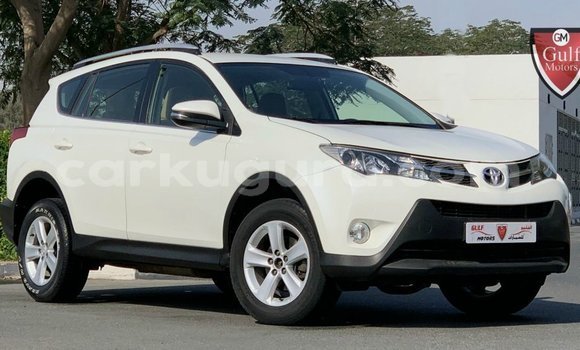 Buy Import Toyota 4Runner White Car in Import - Dubai in Bujumbura Buy Import Toyota 4Runner White Car in Import - Dubai in Bujumbura