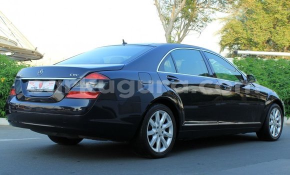 Acheter Import Voiture Mercedes-Benz 200 Bleu à Import - Dubai, Bujumbura Acheter Import Voiture Mercedes-Benz 200 Bleu à Import - Dubai, Bujumbura