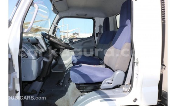 Acheter Import Utilitaire Mitsubishi L400 Blanc à Import - Dubai, Bujumbura