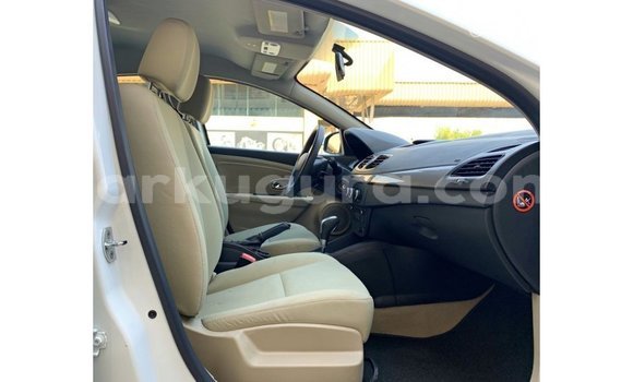 Buy Import Renault Fluence White Car in Import - Dubai in Bujumbura Buy Import Renault Fluence White Car in Import - Dubai in Bujumbura