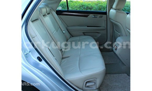 Buy Import Toyota Avalon Other Car in Import - Dubai in Bujumbura Buy Import Toyota Avalon Other Car in Import - Dubai in Bujumbura